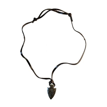 Pendant Viking Arrow Head 3.8cm x 2.2cm on a 35cm Set On Fuax Leather Thong