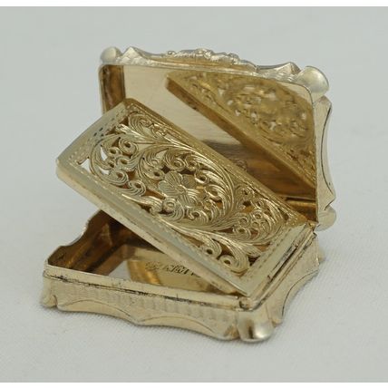 Nathaniel Mills Victorian Silver Gilt Vinaigrette, Birmingham 1844 - superb