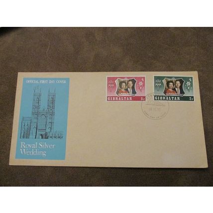 1972 Gibraltar FDC Cover - Queen Elizabeth / Prince Phillip Royal Silver Wedding