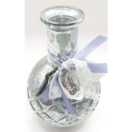 Bud Vase Shabby Chic Antique Silver Colour Grey Bow & Key Charms Glass 15.5 CM