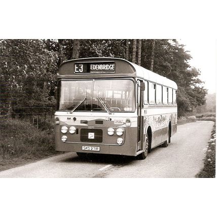Black & White Photograph of Maidstone & District Motor Services Ltd. - SKO 271R
