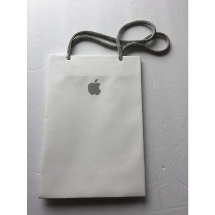 Used Official Apple 6'' x 9'' Reusuable Cardboard Bag