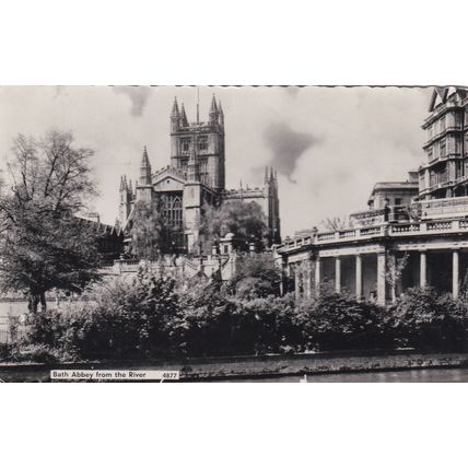 EC879 BATH ABBEY FROM THE RIVER . R/P POSTCARD