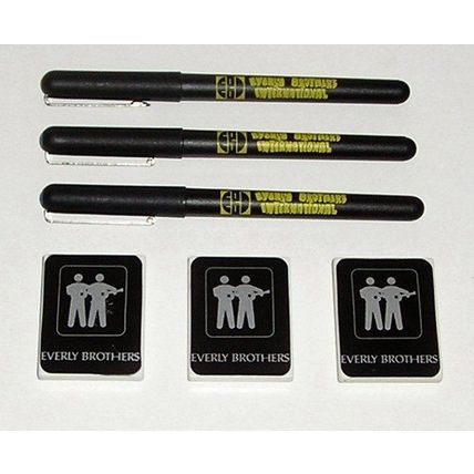 THE EVERLY BROTHERS - 3 x MUSIC MEMORABILIA PENS & FRIDGE MAGNETS