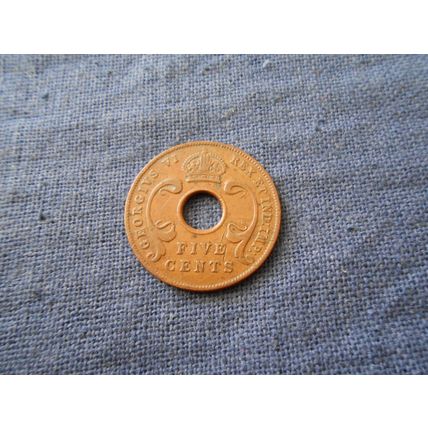 1943 EAST AFRICA 5 CENTS COIN.