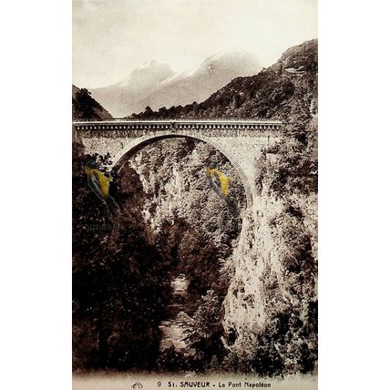 St Sauveur, Le Pont Napoleon, France, 9 Postcard