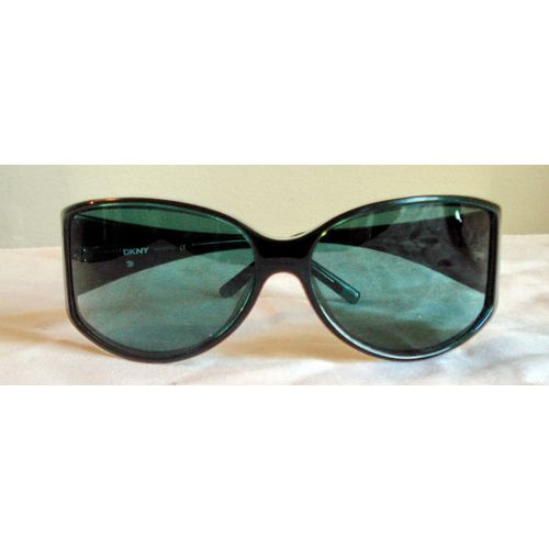 new DKNY DY 4014 oversized Green Womens Sunglasses Eyeglasses NOS 66-15