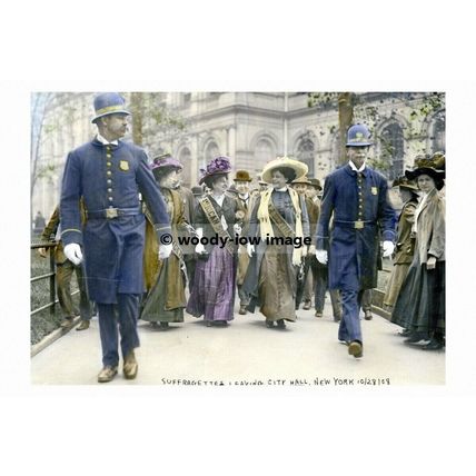 rp02812 - Suffragettes Leave City Hall in New York 1908 - print 6x4