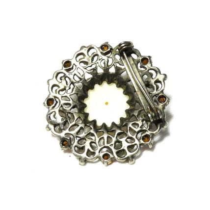 VINTAGE Pewter Ornate Scroll Frame Red Rhinestone & Faux Pearl Cabochon BROOCH