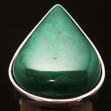 Minimalist mirror polished Sterling Silver Ring Green Pear Malachite - Size 10