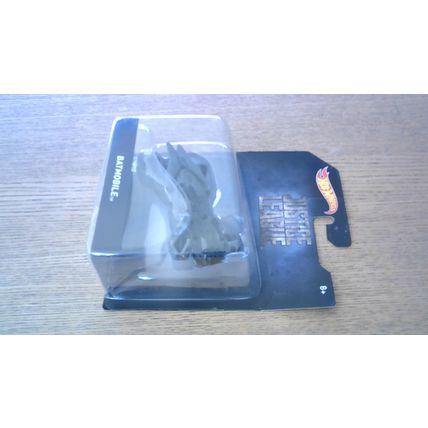 JUSTICE LEAGUE: BATMOBILE (Film Tie-in) Hot Wheels (2017) Mint on Card