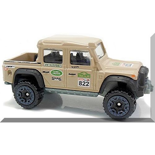 Hot Wheels - '15 Land Rover Defender Double Cab: HW Hot Trucks #31/365 (2018)