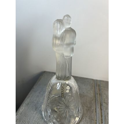 Bell Wedding Couple Crystal Collectible Display