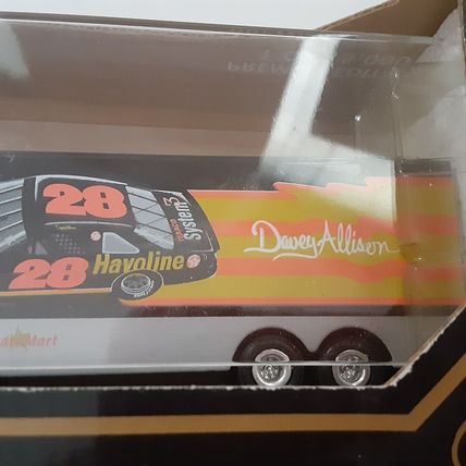 1993 Racing Champions Davey Allison Texaco 1/87 Transporter in Case Vintage