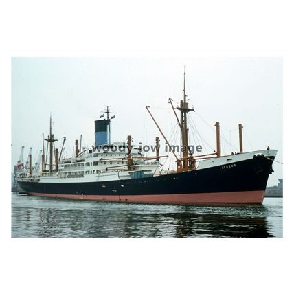 rs2673 - Blue Funnel Cargo Ship - Atreus - photo 6x4
