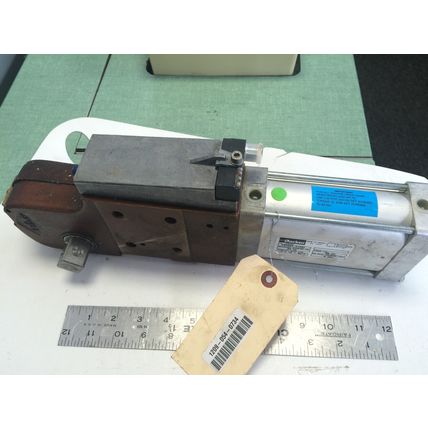 NEW DESTACO 82G6N-631C905-03190A CLAMP,PARKER P82G63-3100U,85mm STROKE,Aj