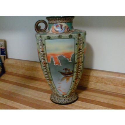 Nippon TE OH decorative vase hand painted