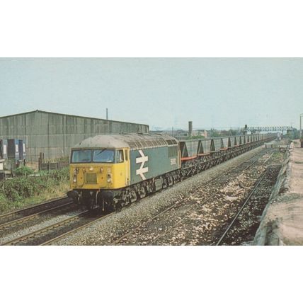 Class 56 Train no 56092 at Knottingly Station in 1981 Postcard
