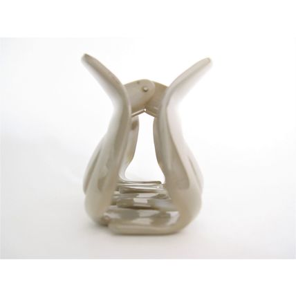 Beige octopus hair claw clip for thick hair