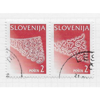 SLOVENIA SLOVENIJA SE-TENANT PAIR LACE TRADITIONAL DESIGNS 1 USED