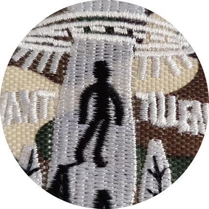 Iron On Patch Round Alien Abduction Camouflage Sew Embroidered Badge 7.5cm P649