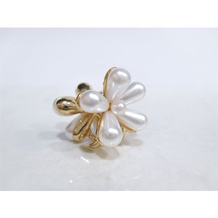 Small mini gold flower metal hair claw clip with faux pearls