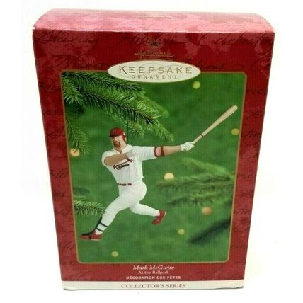 MARK MCGWIRE Christmas Ornament HALLMARK 2000 Baseball St Louis Cardinals (G23)