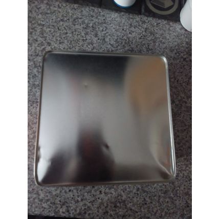 Lush Cosmetics Square Tin 22cm