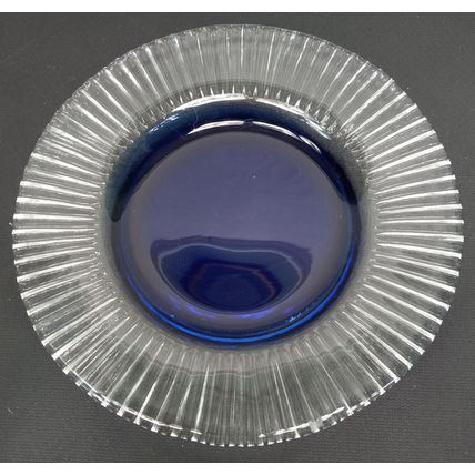 Pier 1 Ribbed Glass Plates Clear Wide Rim Cobalt Blue Center 8 1/4” Diameter