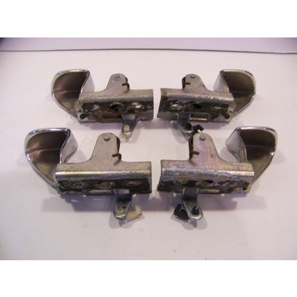 1977 CHRYSLER NEWPORT 4D DOOR HANDLE ASSYS TOWN & COUNTRY OEM 76 75 74 GRAN FURY