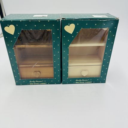 Country Treasure Dollhouse Furniture Wood Cabinet Item 7052 6.5” 1989 Miniature