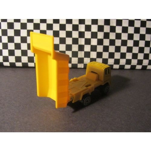 Maisto 1/64 Scale Dump Truck