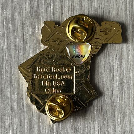 CLASSIC HARD ROCK CAFE STAFF PX STATION HOST ENAMEL PIN BADGE VGC
