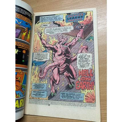 DC COMICS JUSTICE LEAGUE OF AMERICA #226 MAY 1984 (NM) COMIC (LL)