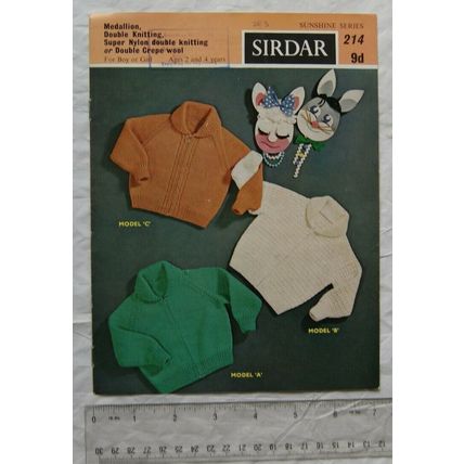 Vintage: Sirdar 214 lumber jackets for boy or girl, DK, aged 2 and 4 years