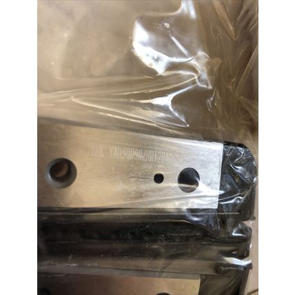 NEW THK 4HRT2042UUS+504L,THK YAH30090/HRT2042,4HRT2042UUS LINEAR BEARING,EA