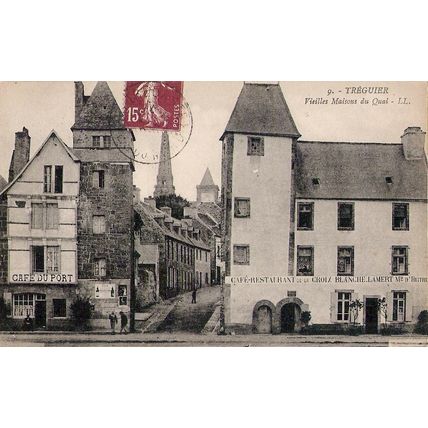 22 - Trégastel - Le calvaire et la chapelle de st Golgon