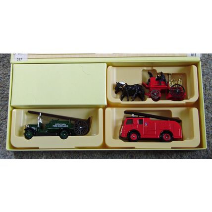 Lledo Bedfordshire Fire Brigade set of three diecast MIB
