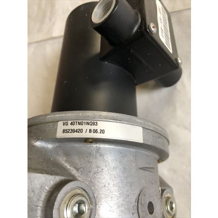 NEW 1-1/2" NPT KROM SCHRODER VG 40TN01NQ93 GAS SOLENOID VALV E,120VAC 410432,DG