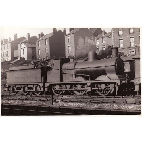 Railway Photo LNER J10 5677 Neepsend Shed Sheffield GCR Pollitt 9H 0-6-0 Loco