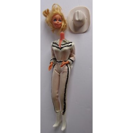 VINTAGE BARBIE ' WESTERN ATTIRE ' 1980