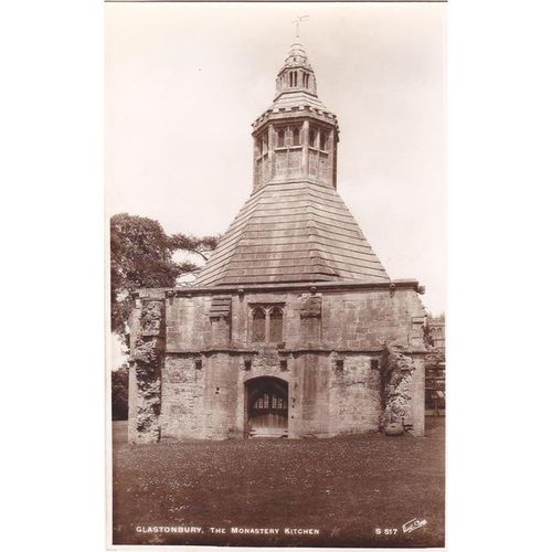The Monastery Kitchen Glastonbury Abbey Somerset Postcard (SM71608)
