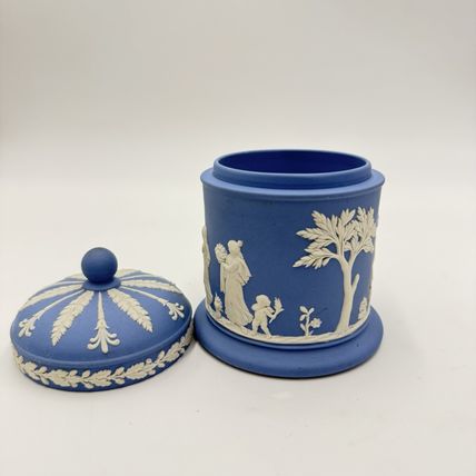 Wedgwood Jasperware Blue England Round LIDDED Trinket Box OLYMPUS TOBACCO JAR
