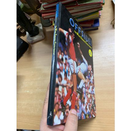 1989 "OFFSIDE! WHEN SATURDAY COMES SPECIAL" FOOTBALL SOCCER HARDBACK BOOK (P4)