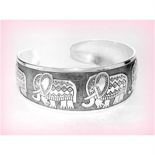 Tibetan Silver Hill Tribe Carved Elephant Relief Bracelet Bangle Jewellery 2126