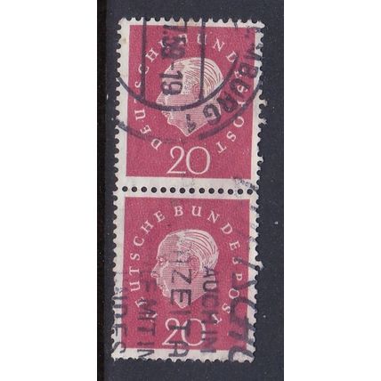 GERMANY 1959 PRESIDENT HEUSS 20pf VERTICAL PAIR USED SG1221 X 2