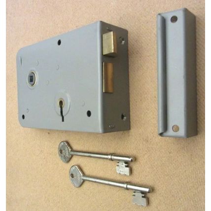 Vintage Door Lock 2 Lever Has 2 original Keys & Keeper RIGHT HANDED DOORS ONLY