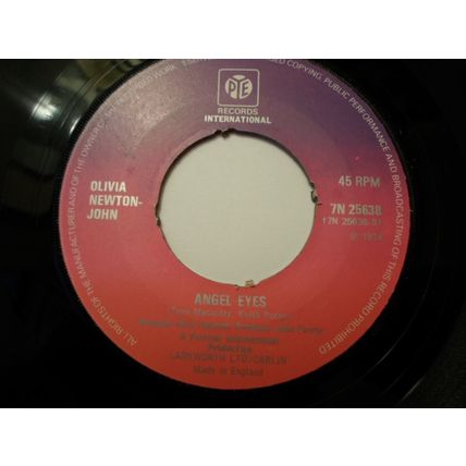 7" OLIVIA NEWTON JOHN 1974. LONG LIVE LOVE. PYE 7N25638. ANGEL EYES. VERY GOOD +