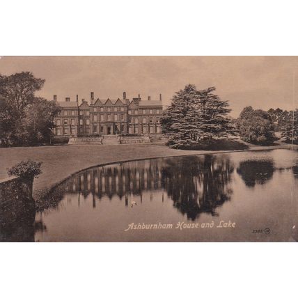 EC314 ASHBURNHAM HOUSE AND LAKE . PRINTED POSTCARD
