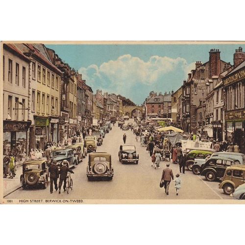 High Street Berwick on Tweed Northumberland Postcard (NBL 71950)